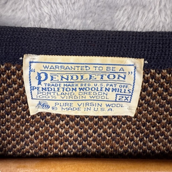 Vtg Pendleton Womens Cardigan sweater Blue Wool 2X Old Money Quiet Luxury - Picture 3 of 7